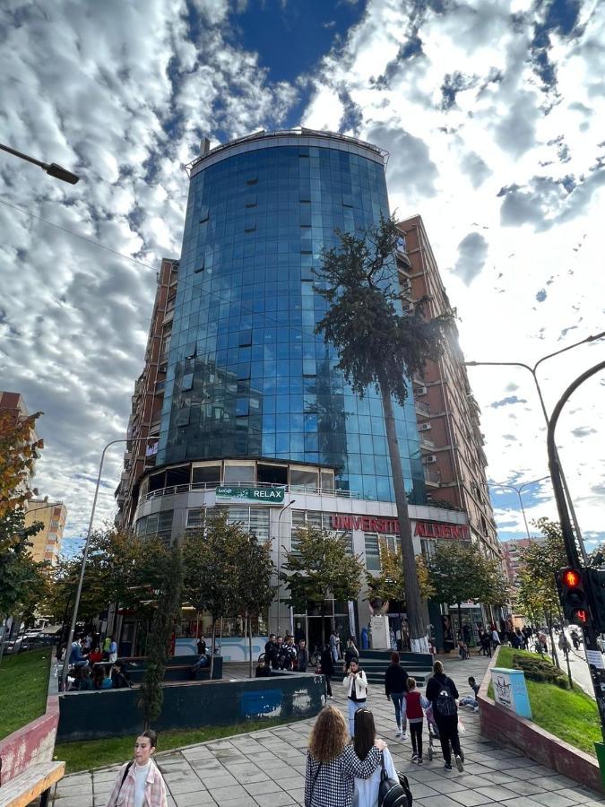 Luxury Center Observatori Apartment Тирана Екстериор снимка