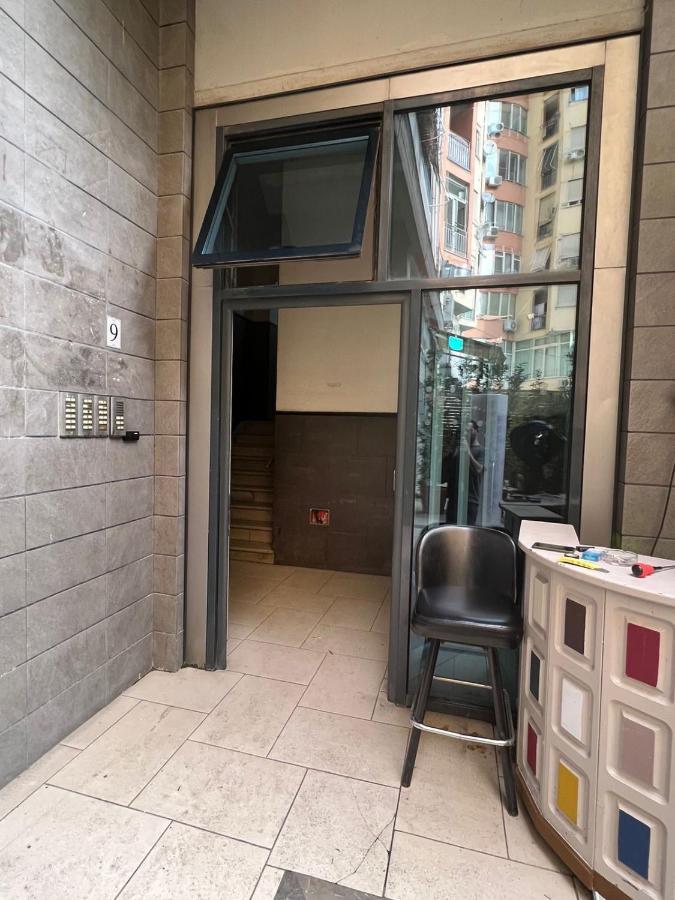 Luxury Center Observatori Apartment Тирана Екстериор снимка