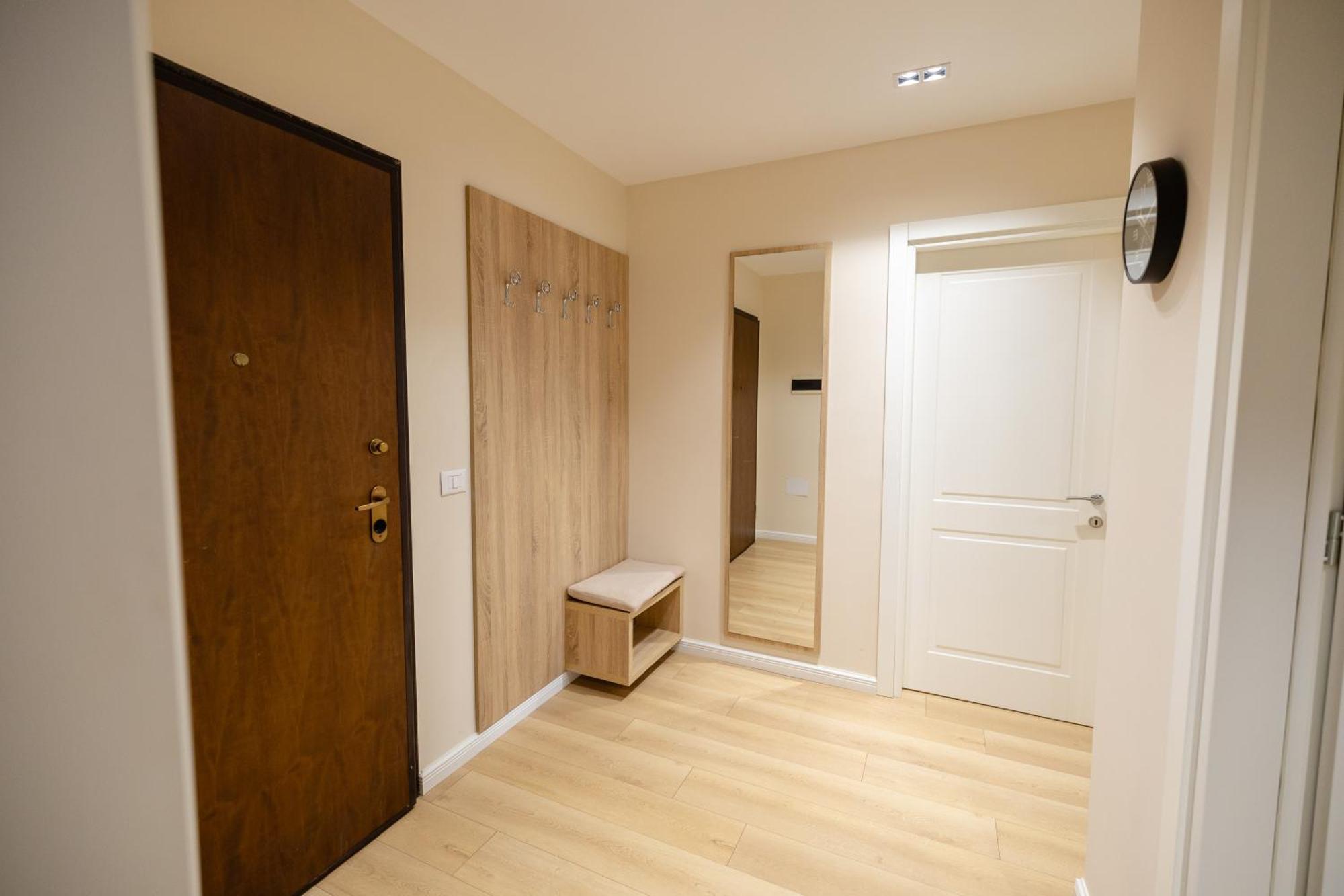 Luxury Center Observatori Apartment Тирана Екстериор снимка