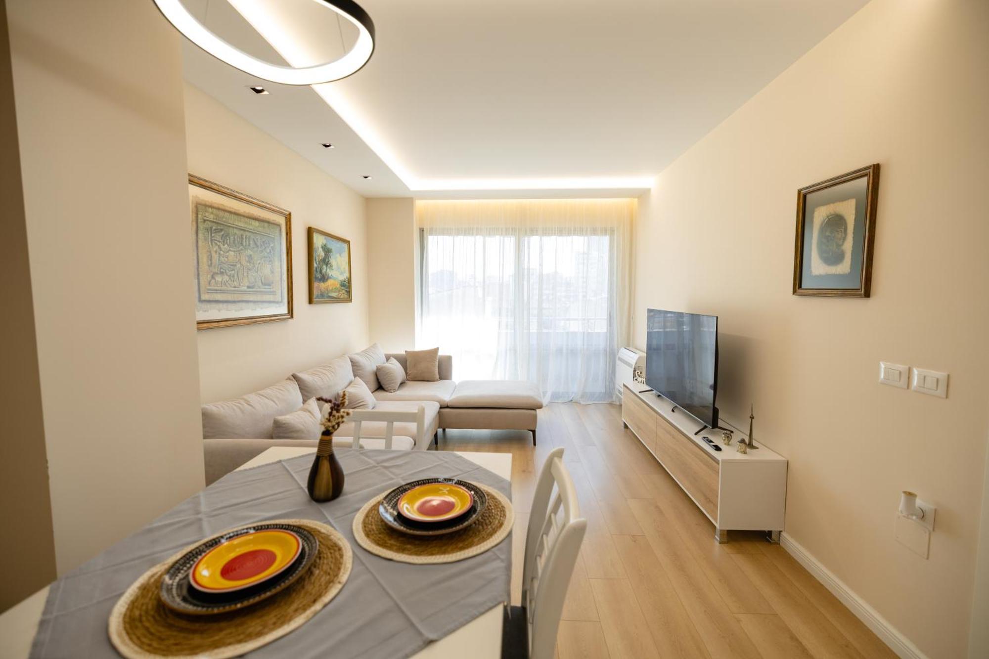 Luxury Center Observatori Apartment Тирана Екстериор снимка